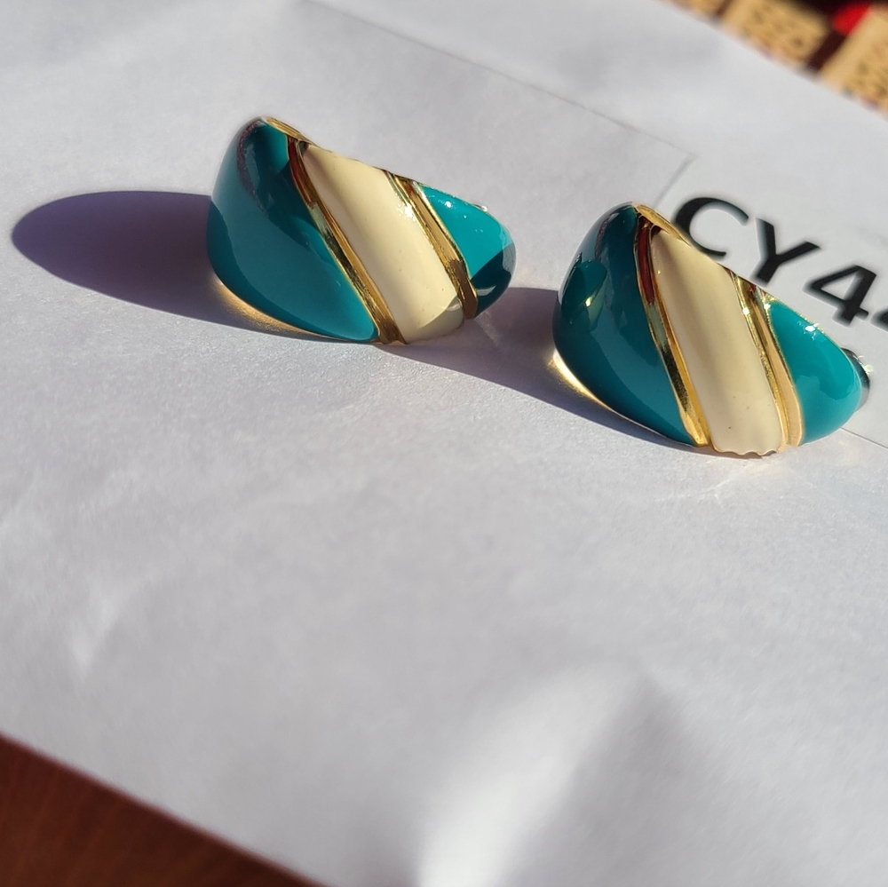 Vintage Gold and Teal Earrings